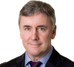 featued article author